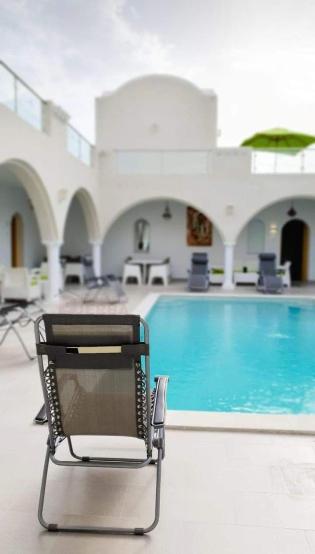 Musk De Djerba Suite Aziz Avec Piscine Temlale Εξωτερικό φωτογραφία